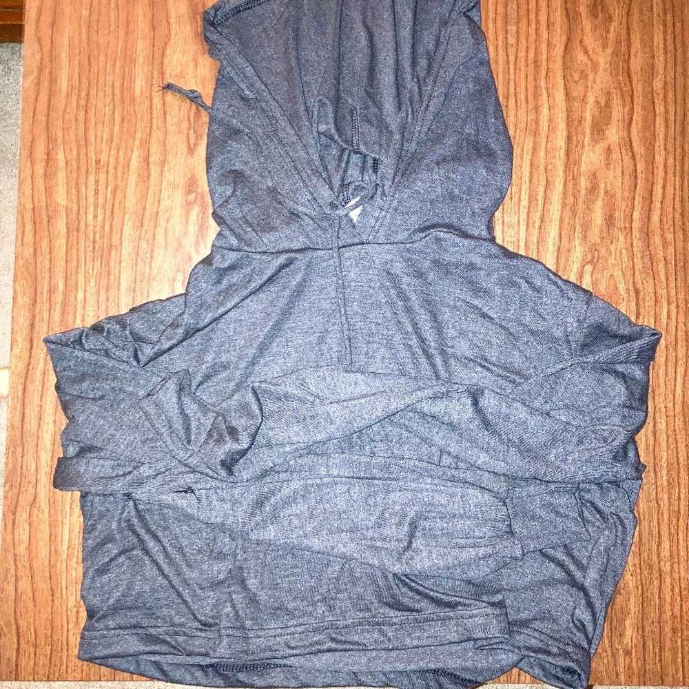 Cropped Gray Hoodie (NWOT)